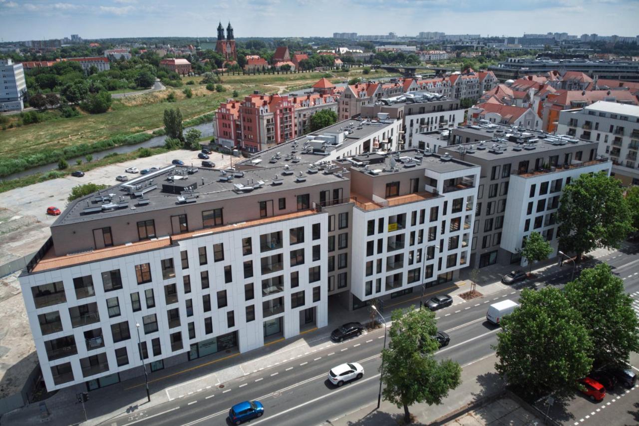 Essence Apartments Topaz Poznan Exterior photo